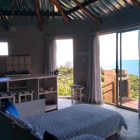 Wildview Self Catering Cottages Coffee Bay, Breakfast & Wi-Fi Inc エクステリア 写真