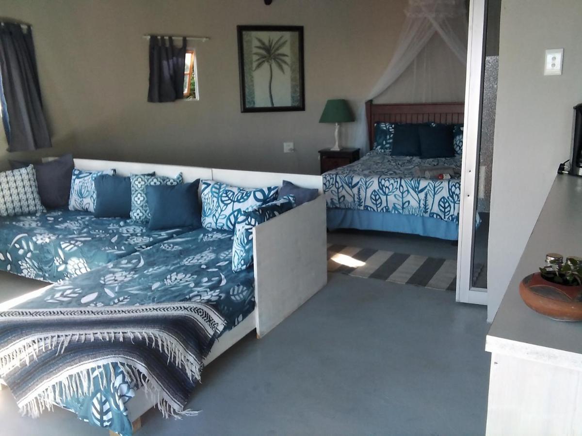Wildview Self Catering Cottages Coffee Bay, Breakfast & Wi-Fi Inc エクステリア 写真