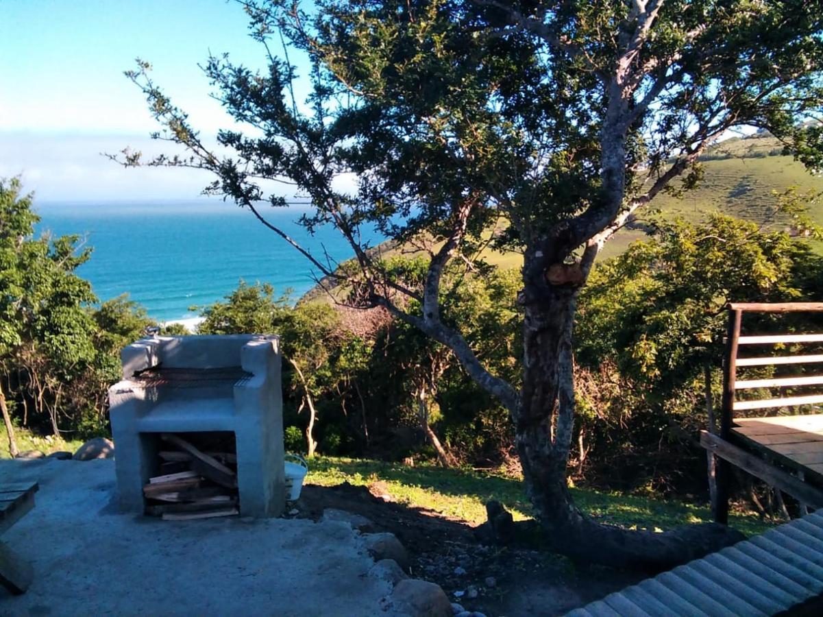 Wildview Self Catering Cottages Coffee Bay, Breakfast & Wi-Fi Inc エクステリア 写真