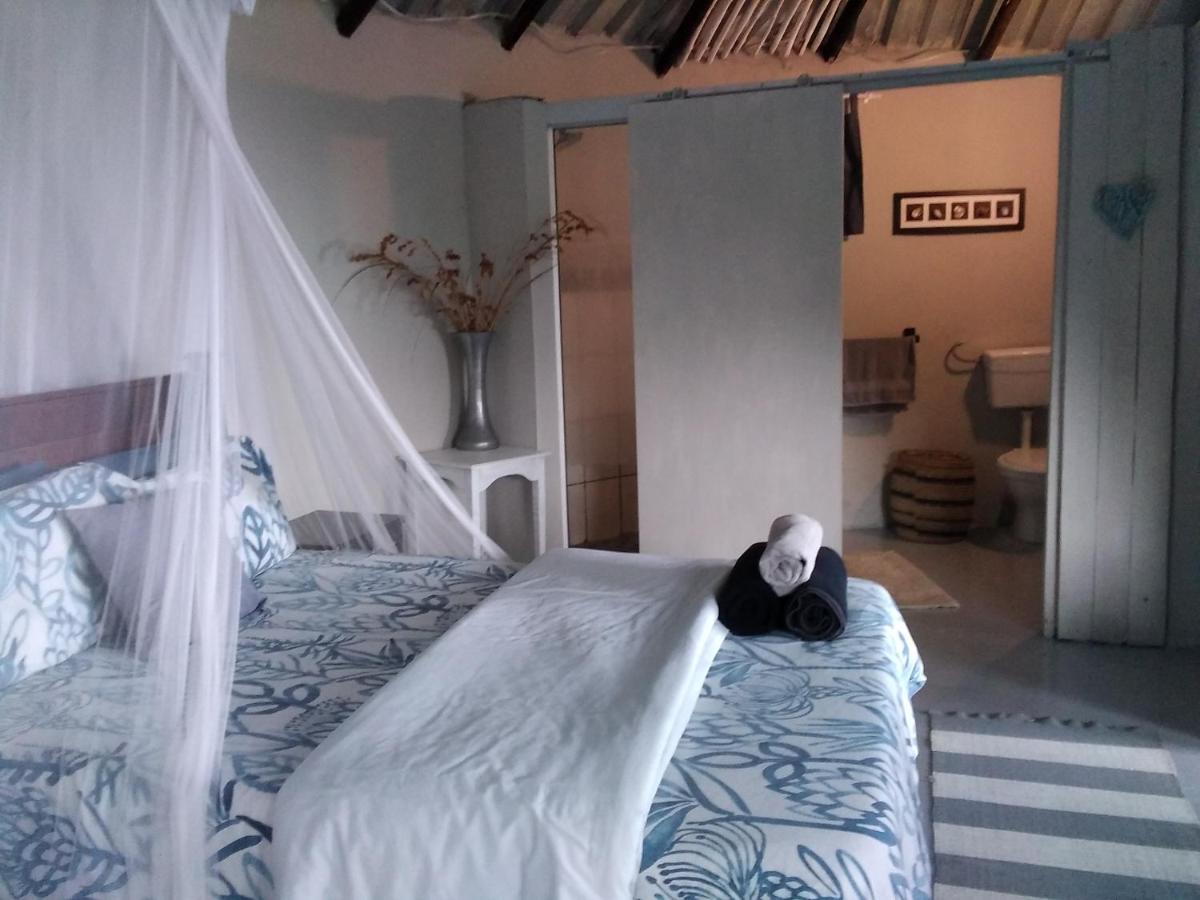 Wildview Self Catering Cottages Coffee Bay, Breakfast & Wi-Fi Inc エクステリア 写真