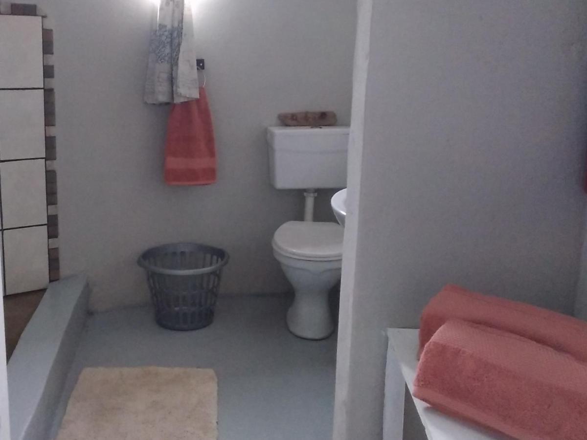 Wildview Self Catering Cottages Coffee Bay, Breakfast & Wi-Fi Inc エクステリア 写真